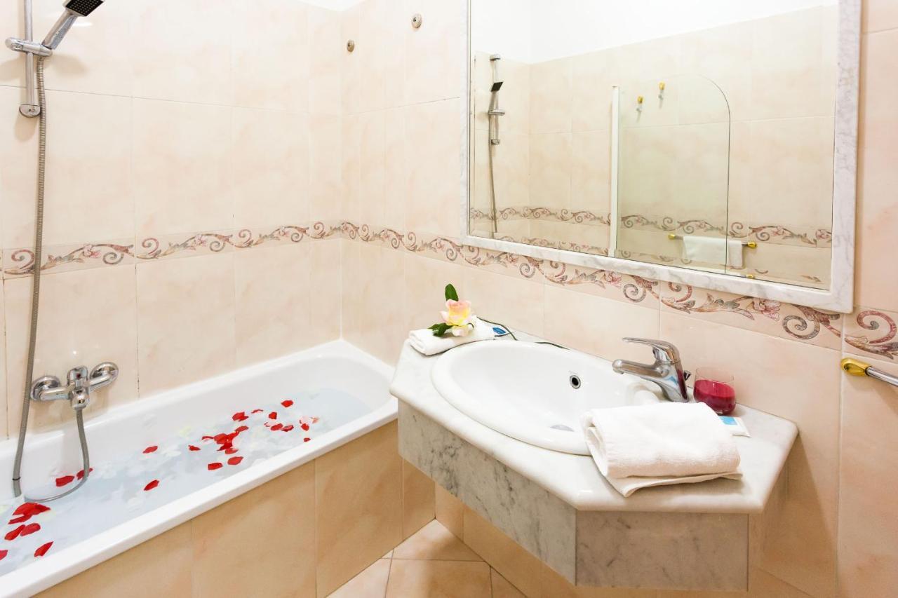 Hotel Suite Caesar Rome Luaran gambar